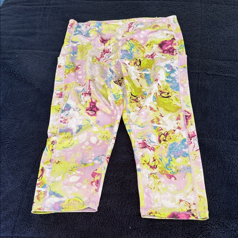 tek gear Pastel Marble-Print Capri Leggings in Pink and Yellow